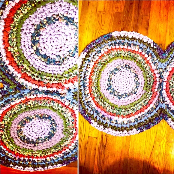 3-Tier, Multi Colored Crochet Rug - Picture 2 of 2